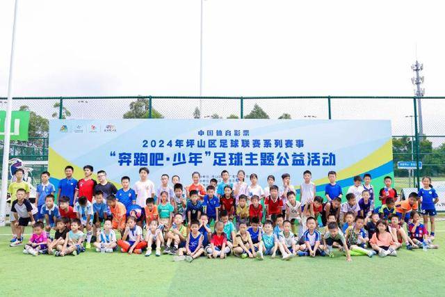 每体：只有费兰主动提出离队巴萨才愿谈判，巴黎仍在等待答复